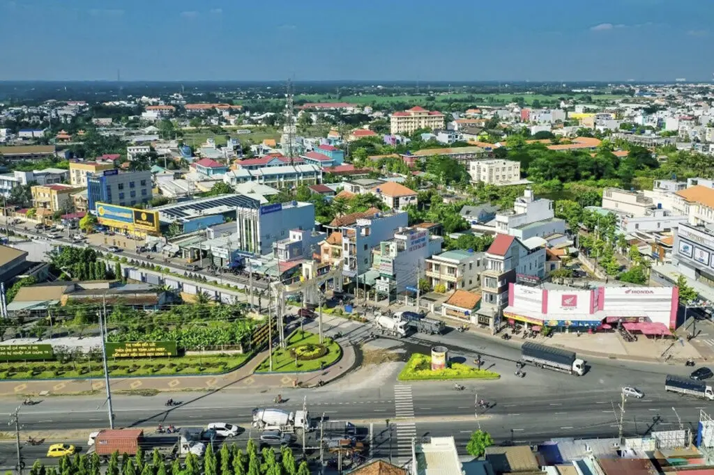 Huyen-ben-luc-la-home-long-an