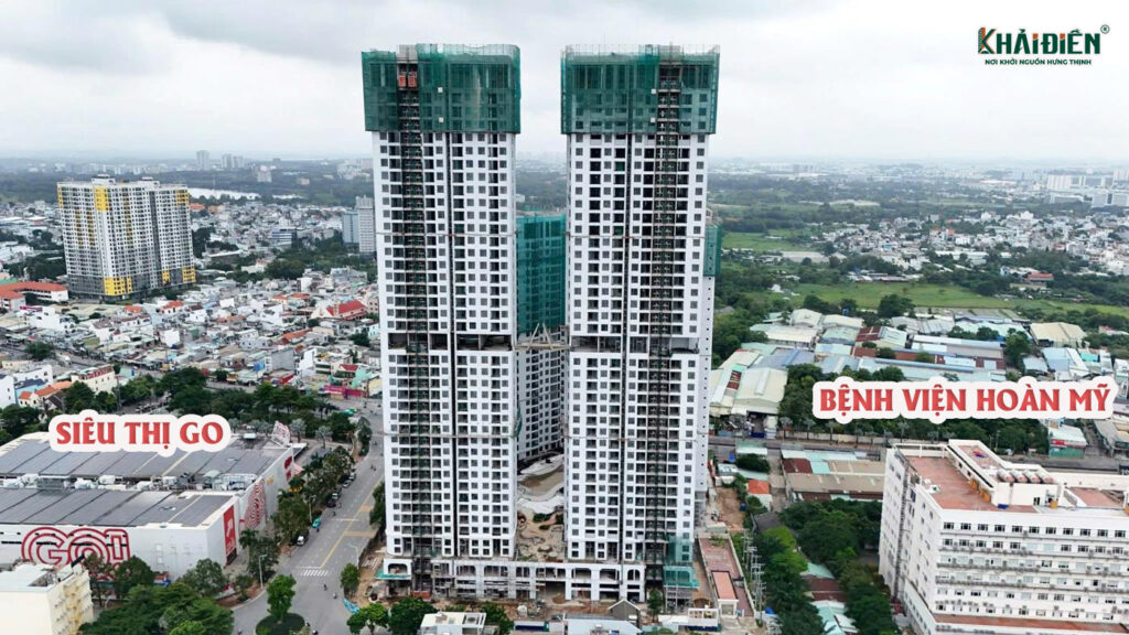 tiem-nang-khu-dong-va-tay-hcm